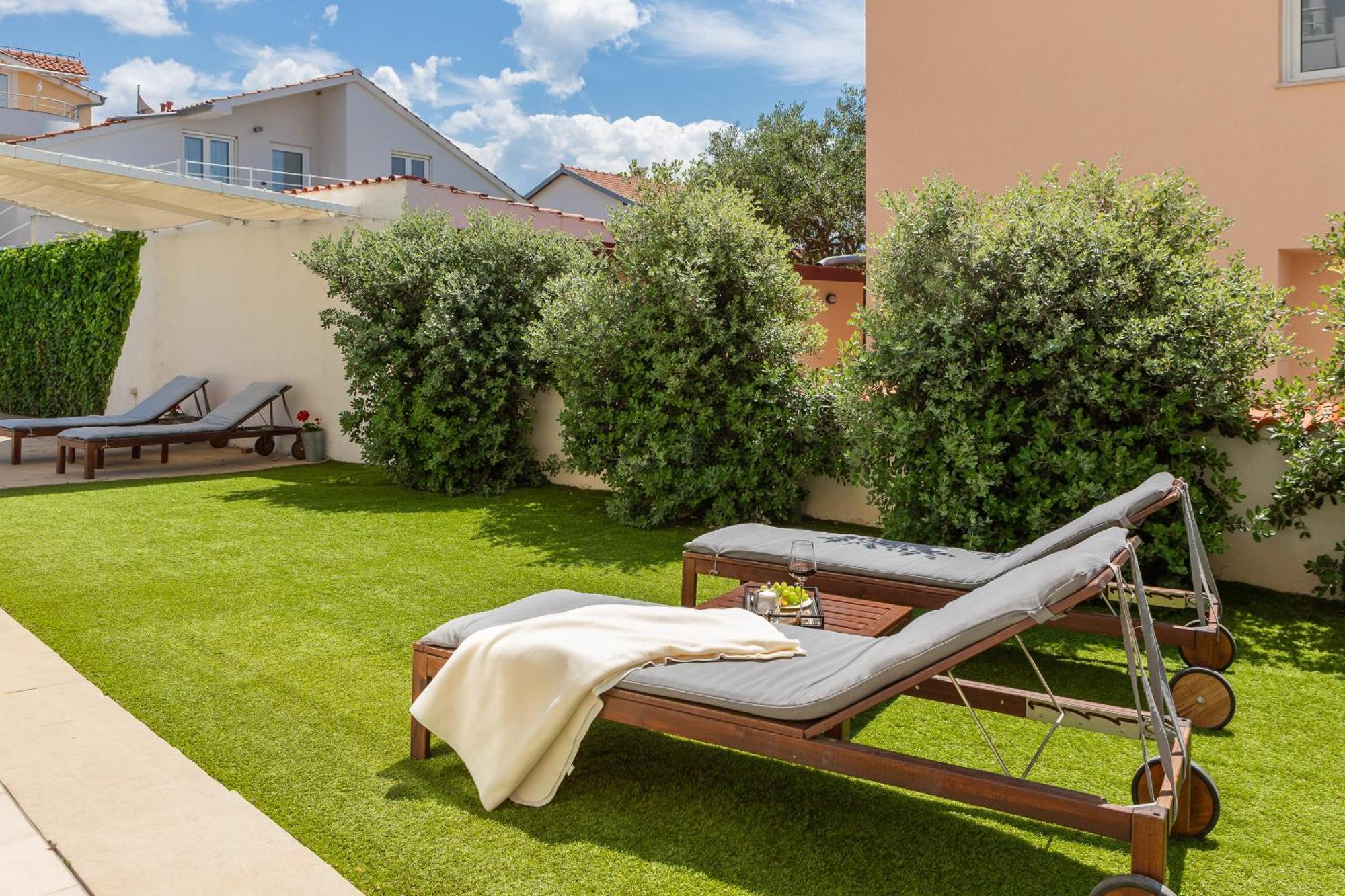 Sea View Apartments Tihi II Водице Екстер'єр фото